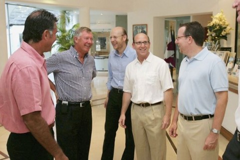 Red army: Queiroz and Ferguson with Avram, Joel and Bryan Glazer in Portugal in 2005