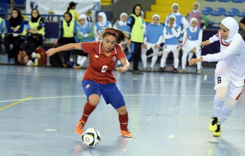 Costa Rica women’s futsal team beats Iran in the VI Women’s Futsal World Tournament